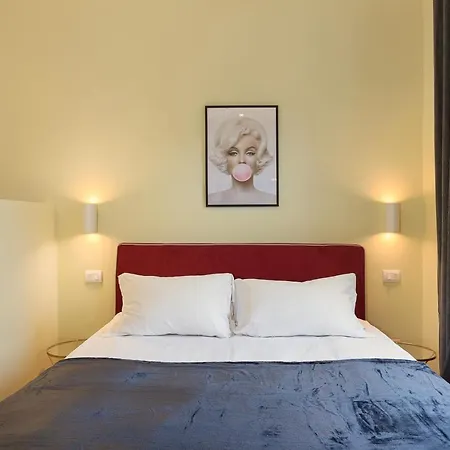 Leopoldo Apartment